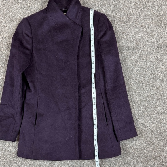 Winter coat - Picture 8 of 9